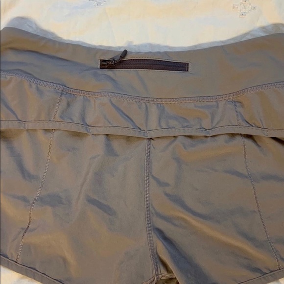 LULULEMON SHORTS - Picture 2 of 4